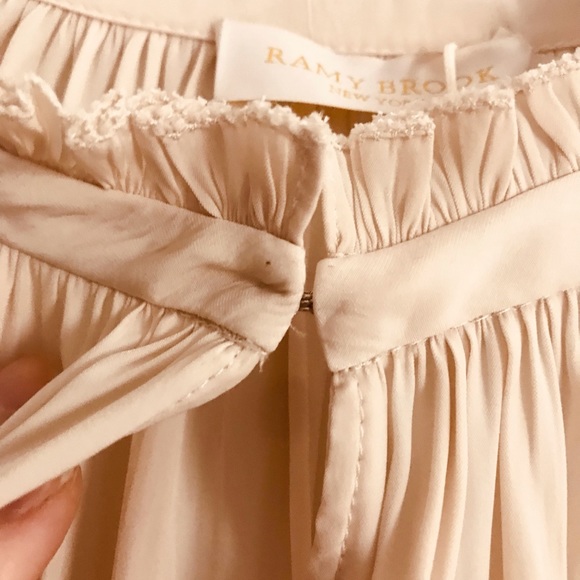 Ramy Brook NWT Blouse with Lace and studded Sleeves. Color is Bone. - Picture 3 of 14